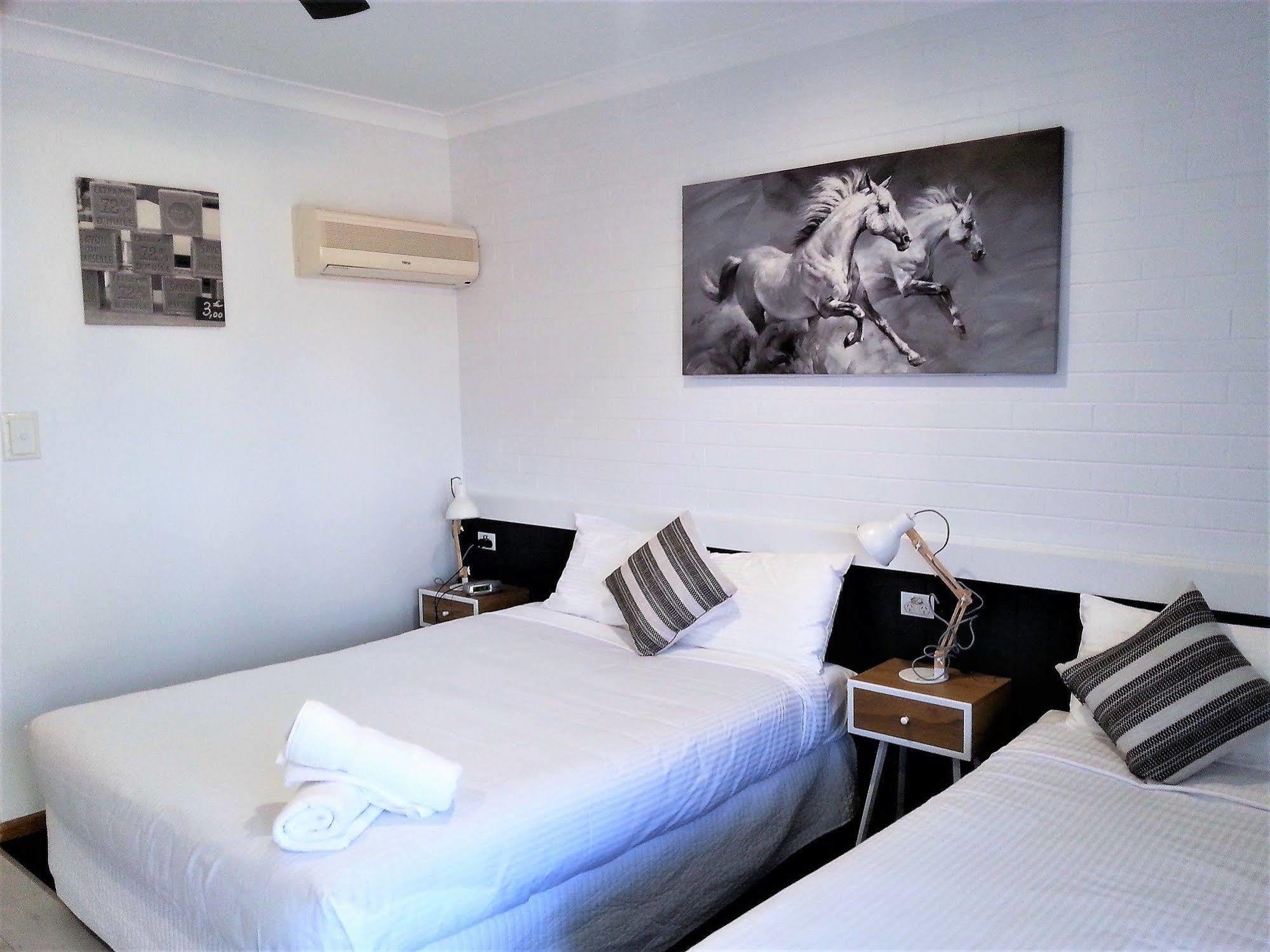 Kurri Motor Inn Kurri Kurri ภายนอก รูปภาพ